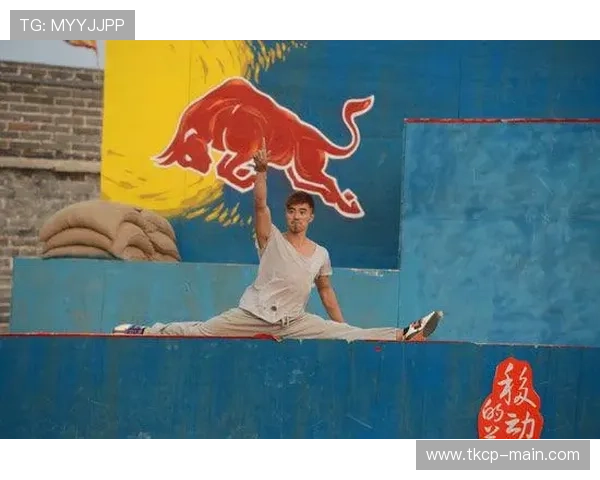 孙洁挑战极限跑酷突破自我极限展现无畏精神与完美技巧